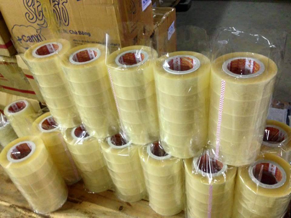 Băng dính dán thùng cartong dày 0.1mm