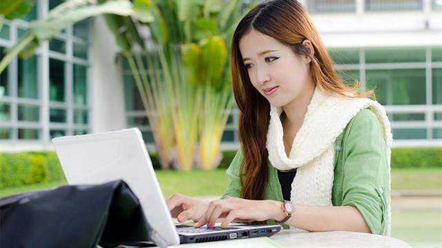 Laptop chính hãng giá tốt tại Phúc An